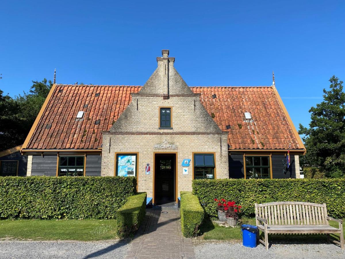 Recreatiepark Wiringherlant Hippolytushoef Exterior photo